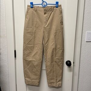 NWT Gap Tan Straight-Leg khaki pants